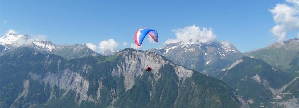 Apartamento Le Grandcoeur Le Bourg-dʼOisans Exterior foto